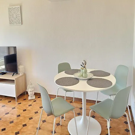 Bella Vista - Vue Ocean Apartment *